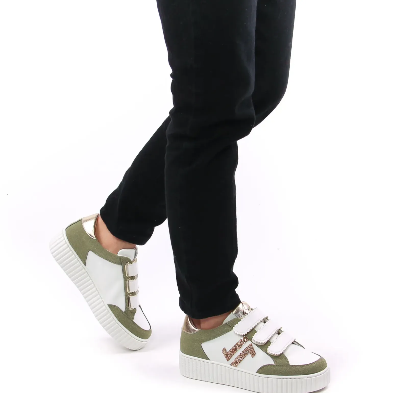 Baskets Mode Cl11 83 Kaki