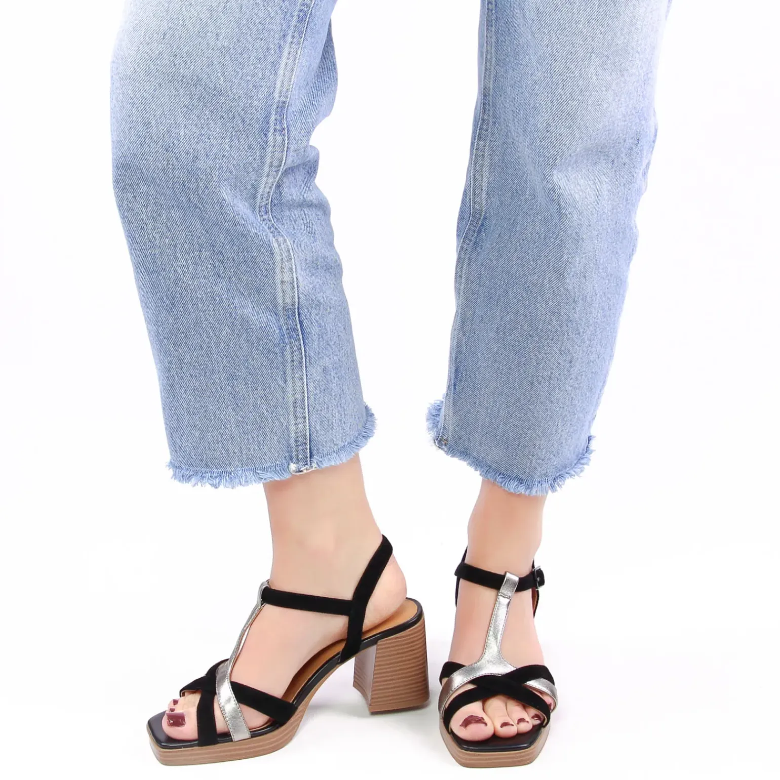 Nu-Pieds Talons Hauts Fugitive Jess Velour Noir